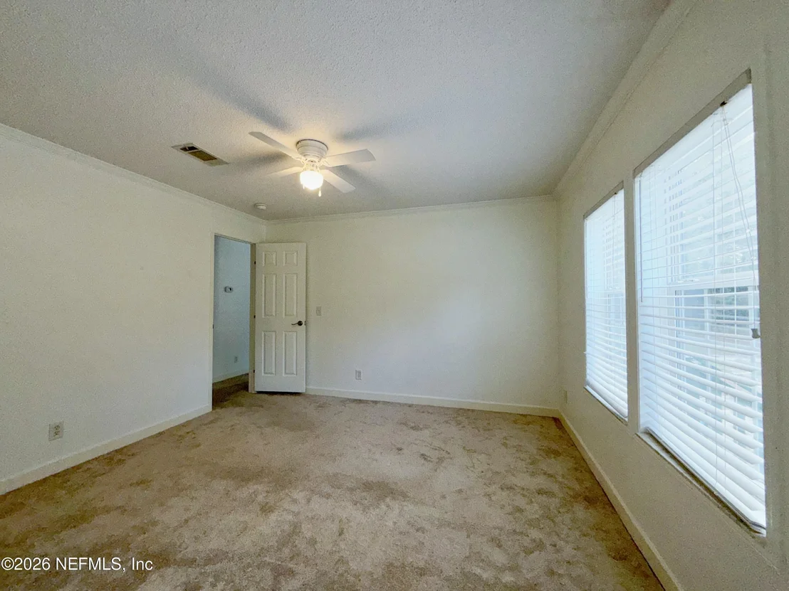 Photo of 136 SHORT PINE Road