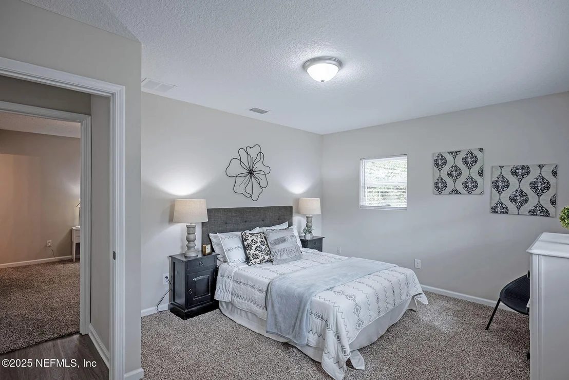 Photo of 10377 GRAYSON Street