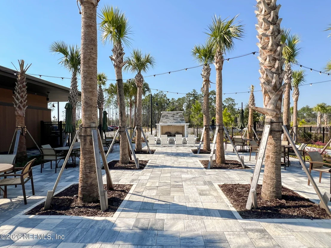Photo of 216 FOOTBRIDGE Road