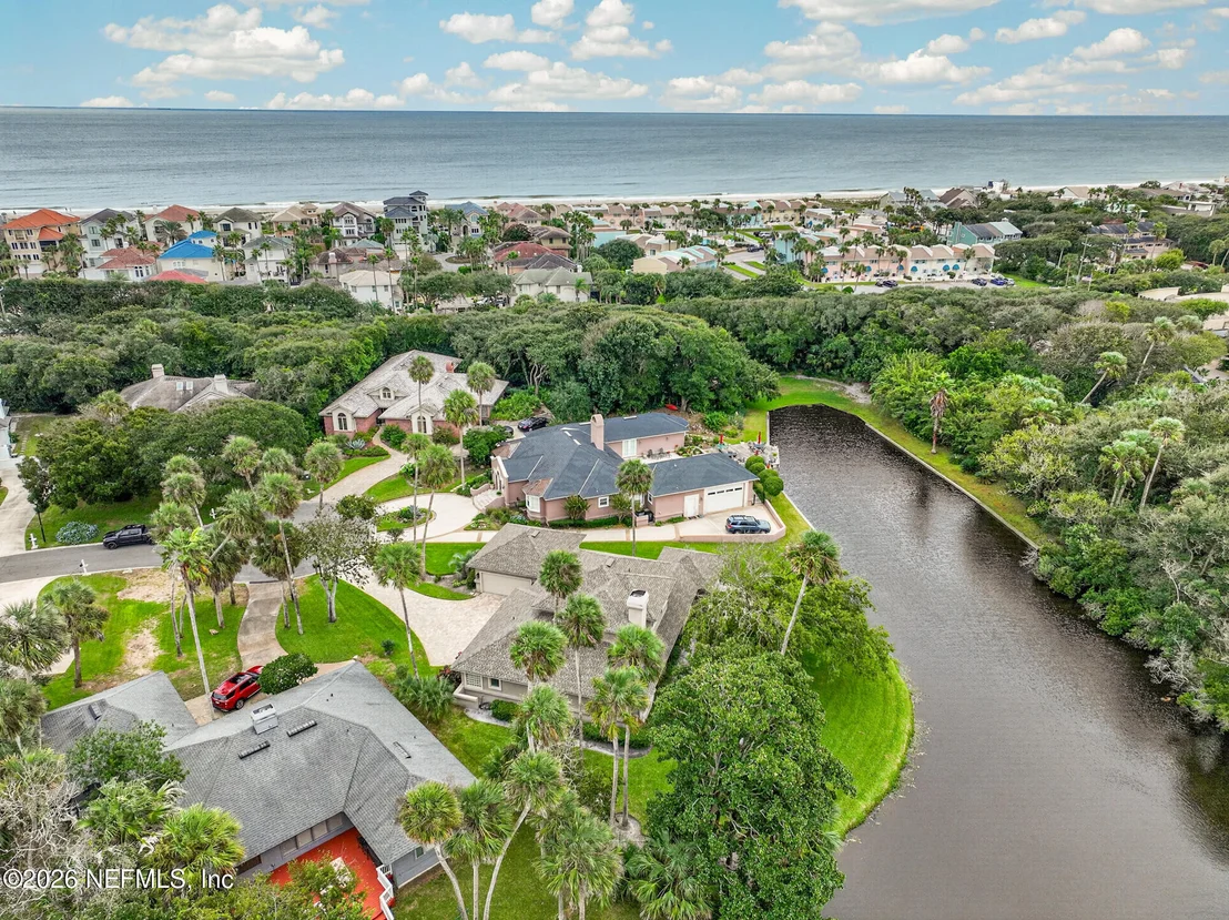 Photo of 2206 LAUGHING GULL Circle