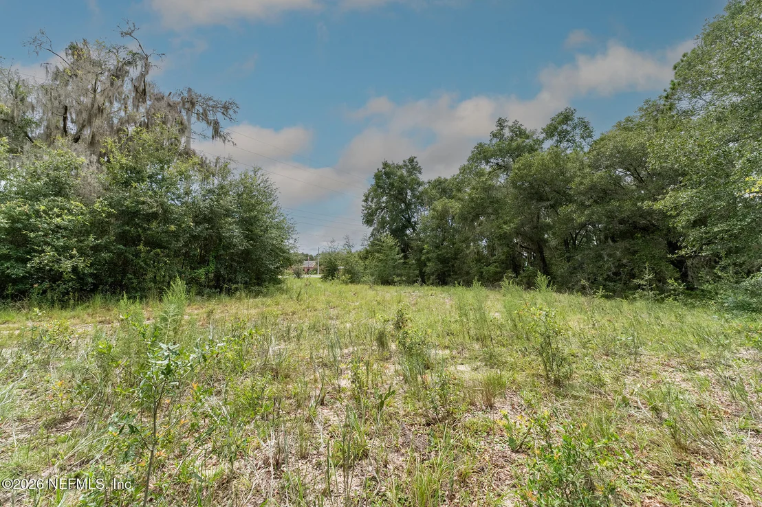 Photo of 103 SEMINOLE Drive