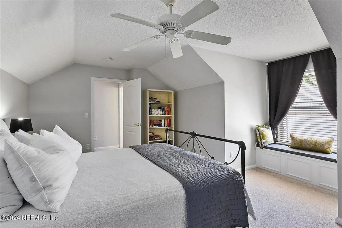 Photo of 13874 WEEPING WILLOW Way