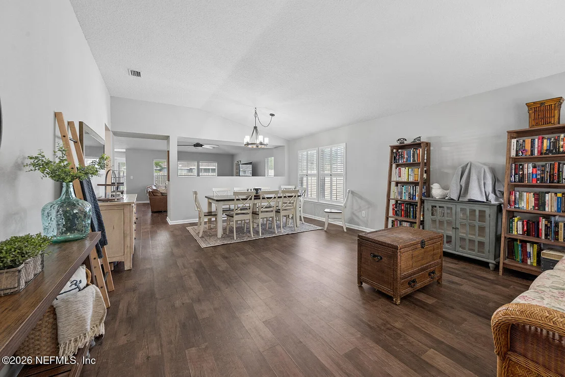 Photo of 76097 TIDEVIEW Lane