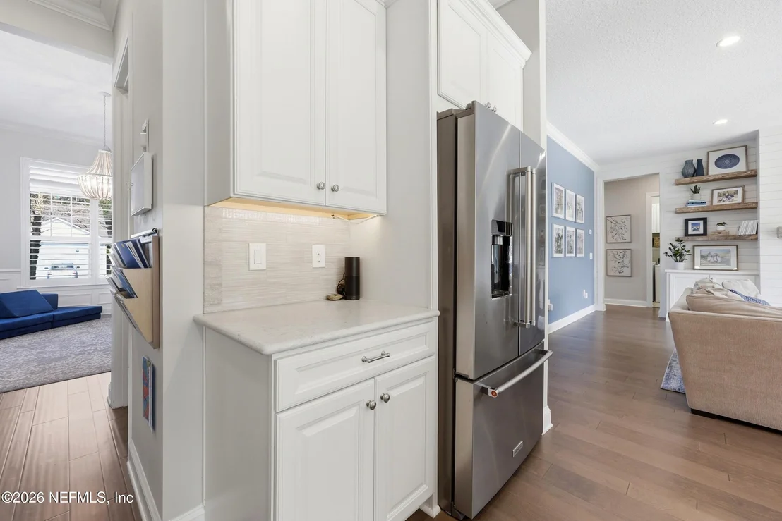 Photo of 463 FRESHWATER Drive