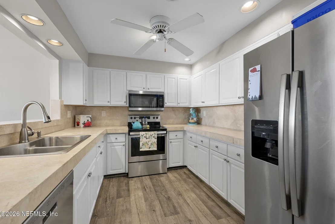 Photo of 3219 HARBOR Drive