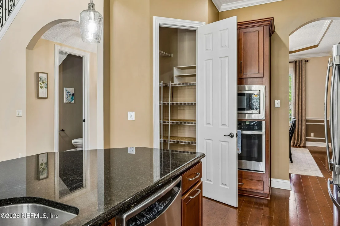 Photo of 321 ADDISON Court