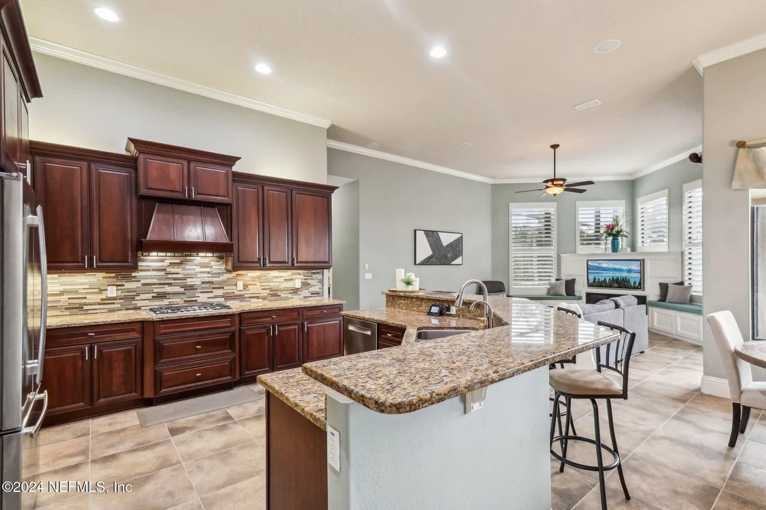Photo of 1334 REDBOURNE Lane