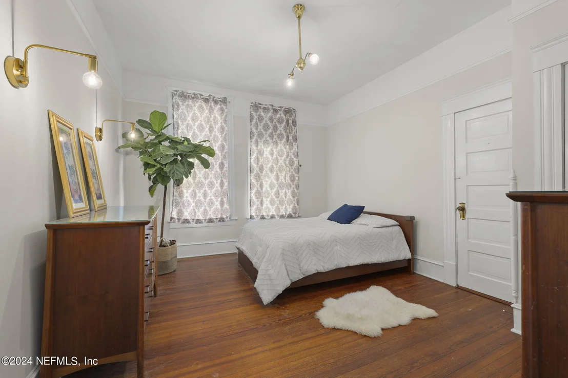 Photo of 2772 RIVERSIDE Avenue