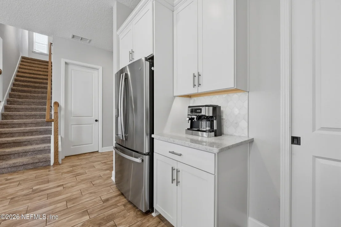 Photo of 232 UNION HILL Drive