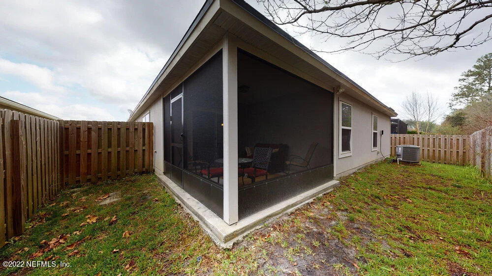 Photo of 387 SAMARA LAKES Parkway
