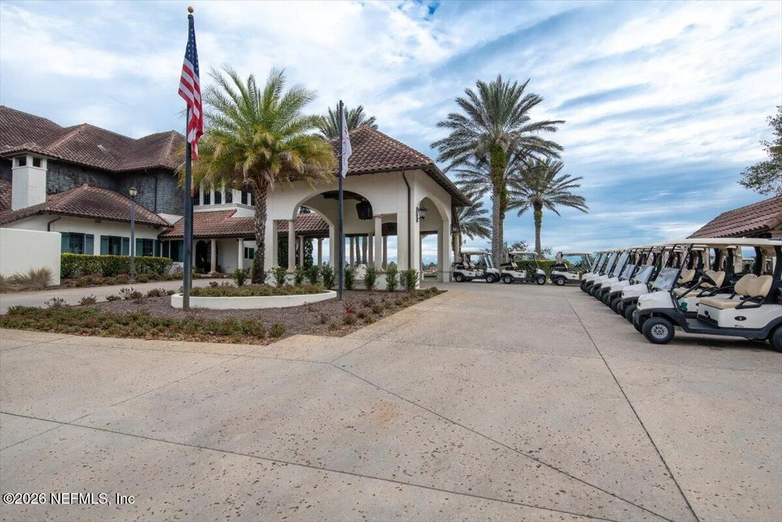 Photo of 472 GLORIETA Drive