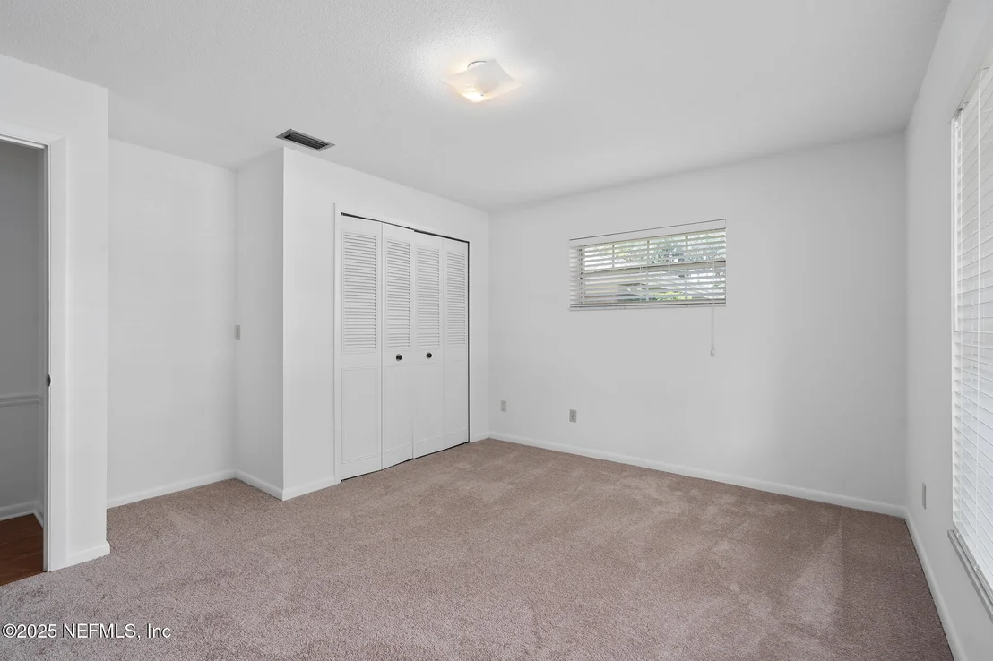 Photo of Unit 0 at 1228 OLD MILL Road