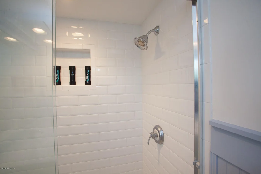 Photo of 548 LE MASTER Drive