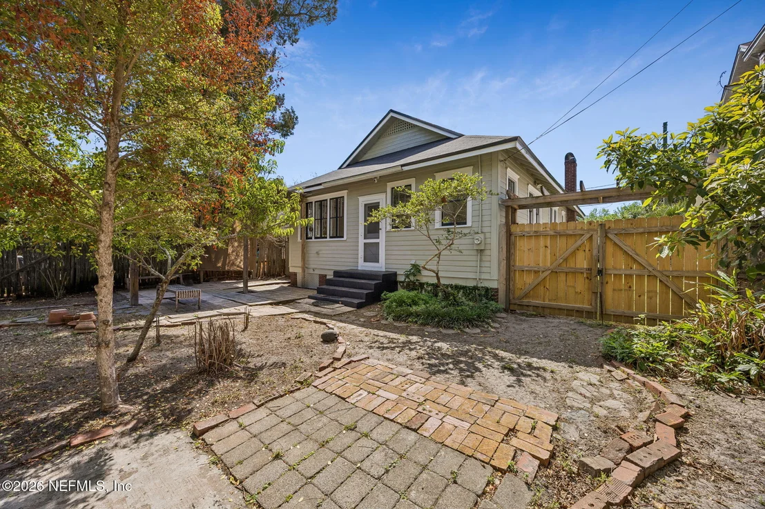Photo of 2157 ERNEST Street
