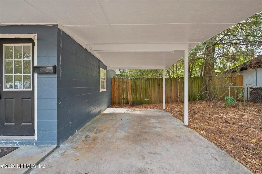 Photo of 1020 AKE Lane