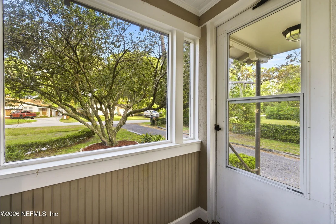 Photo of 1335 MURRAY Drive