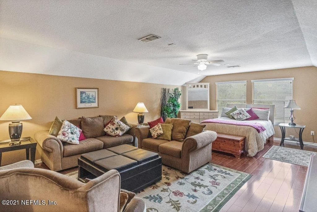 Photo of 581 LONGMILL Lane