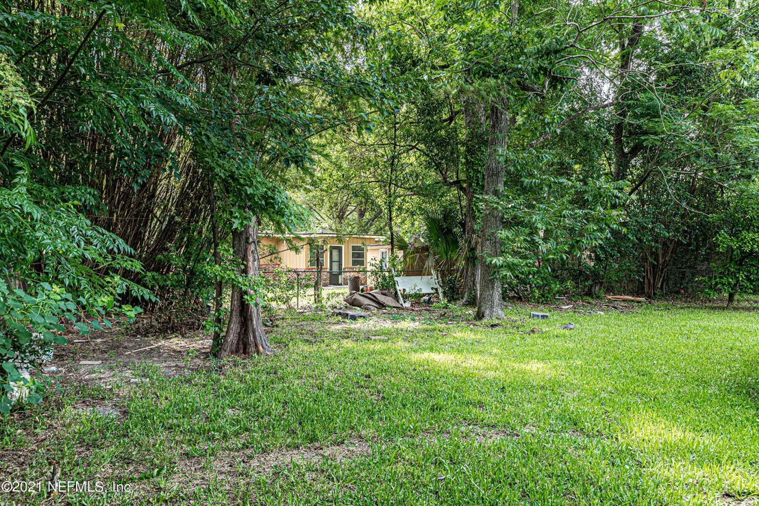 Photo of 5745 CARNATION Road