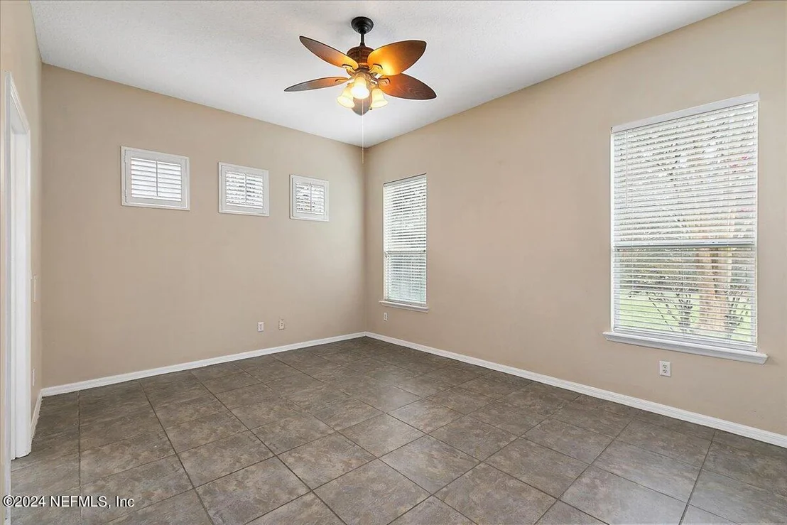 Photo of 1653 AUSTIN Lane