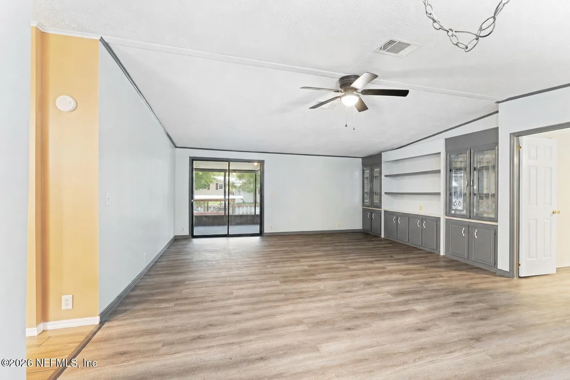 Photo of 418 COVE Drive