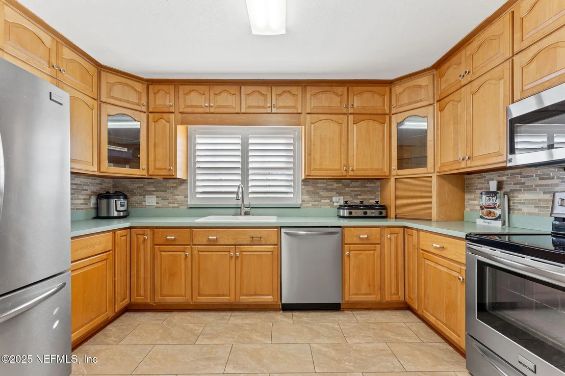 Photo of 8871 MANSON Circle
