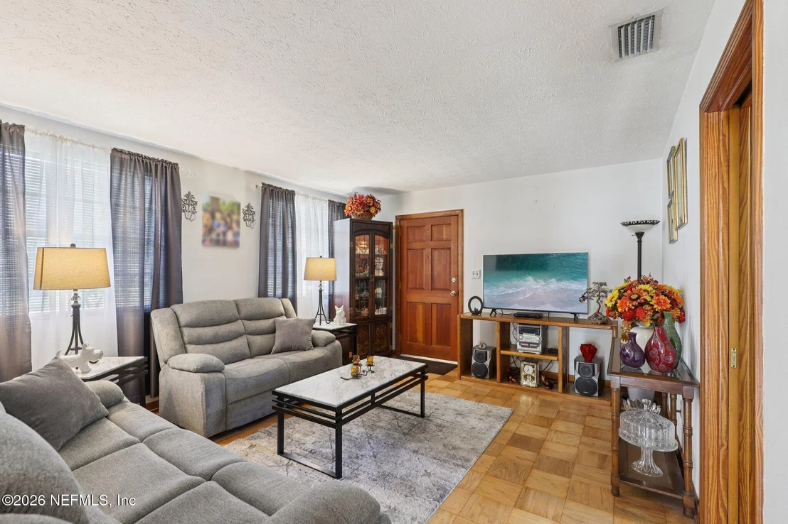 Photo of 6611 ROMILLY Drive
