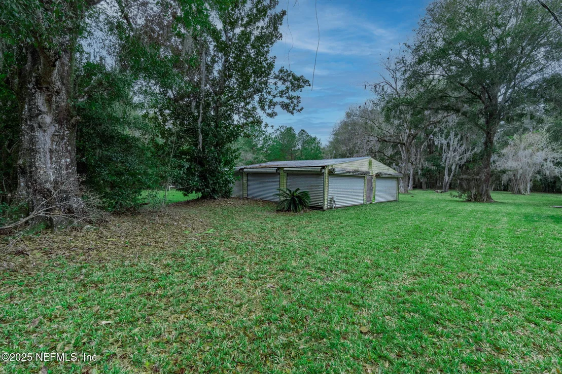 Photo of Unit C at 5705 COUNTY ROAD 208