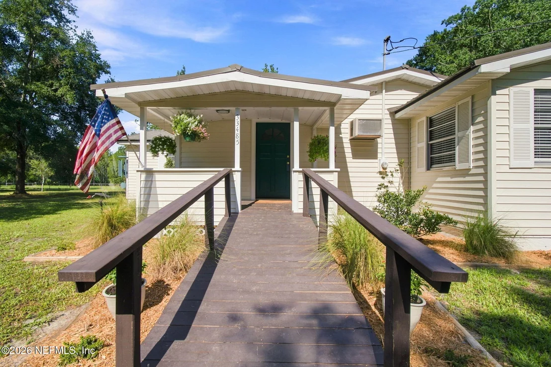 Photo of 33485 MEADOWS Lane