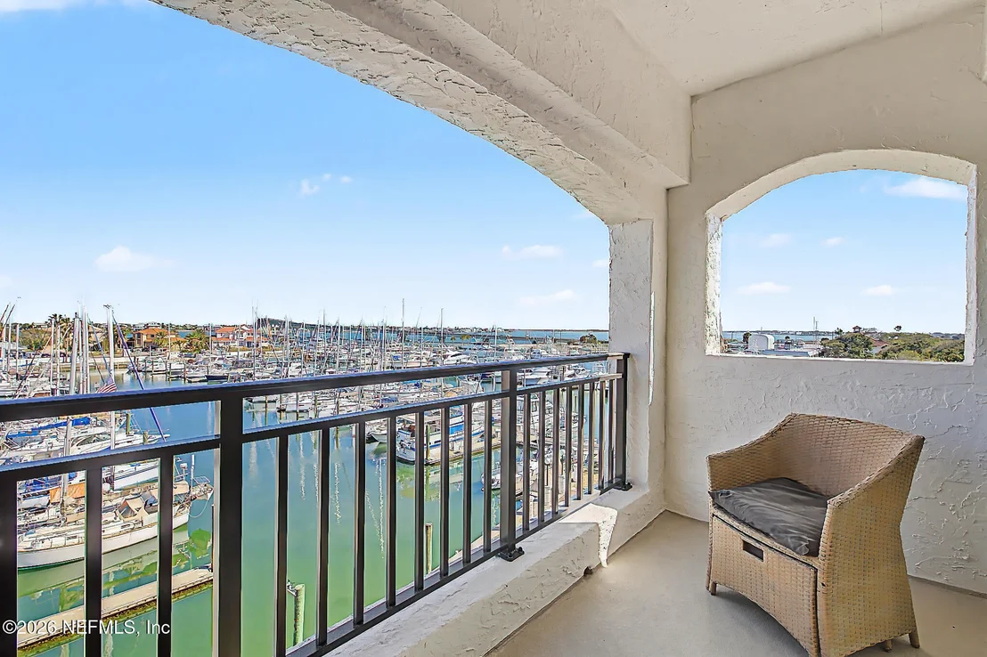 Photo of Unit 115 at 3115 HARBOR Drive