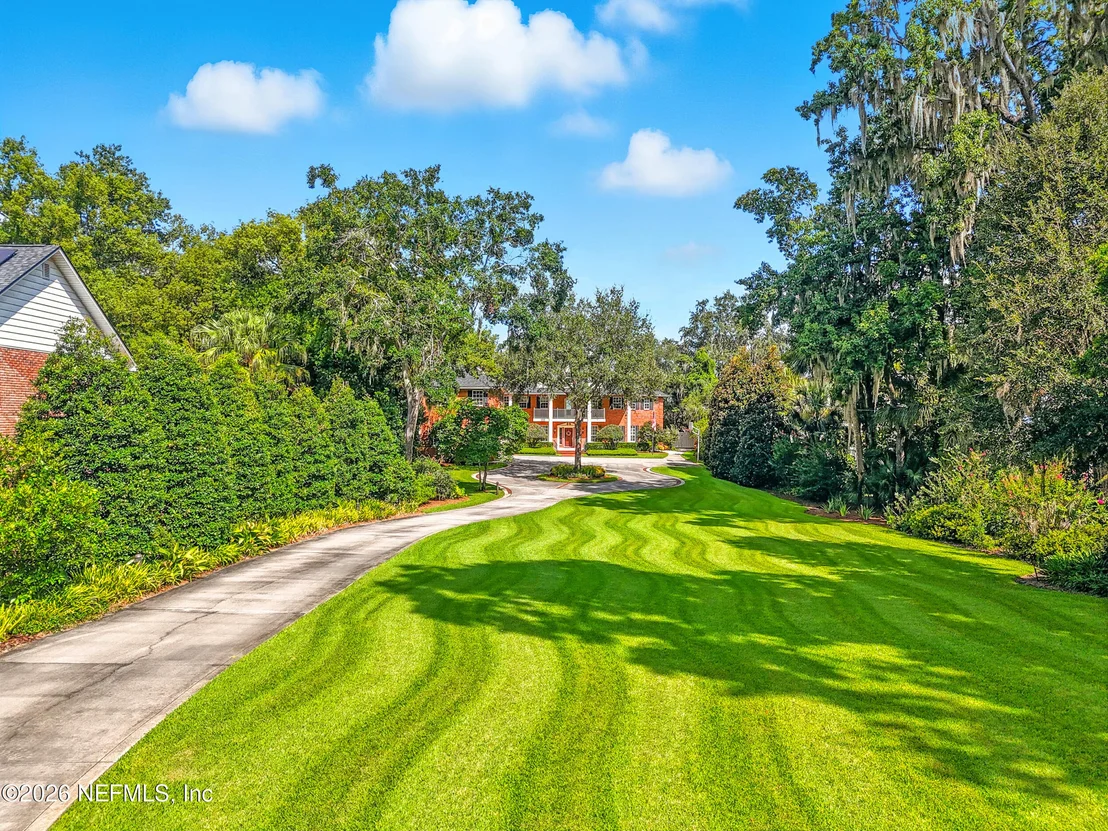 Photo of 2957 FOREST Circle