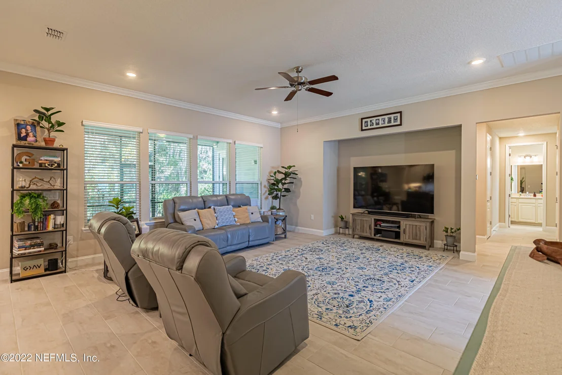Photo of 166 ENREDE Lane