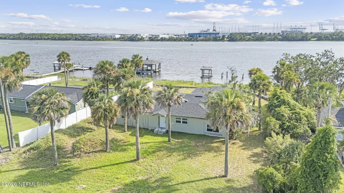 Photo of 5764 HECKSCHER Drive