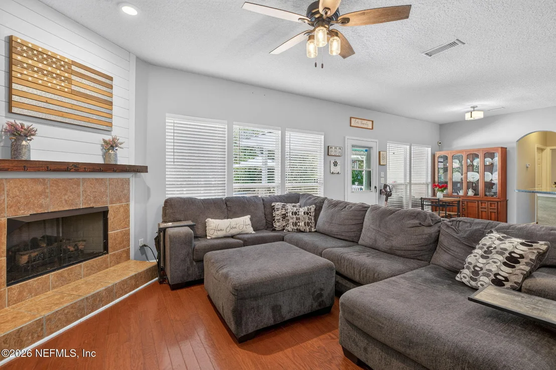 Photo of 9648 BEMBRIDGE MILL Drive