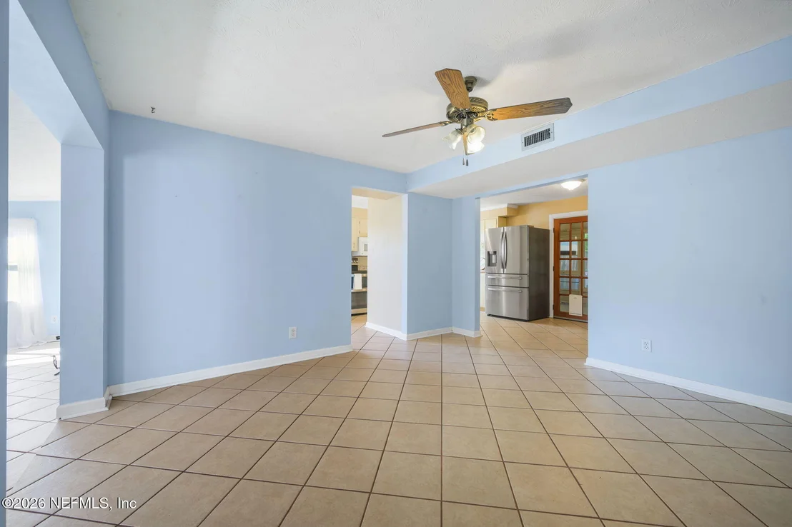 Photo of 431 VALDERIA Drive