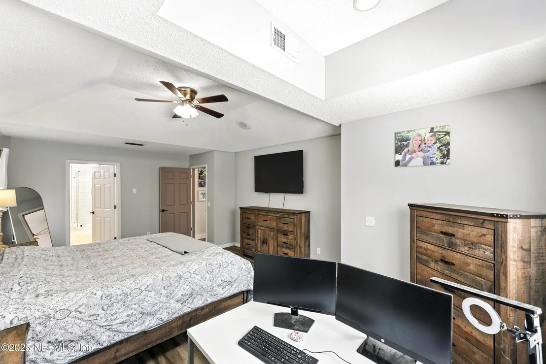 Photo of 5220 RIVER PARK VILLAS Drive