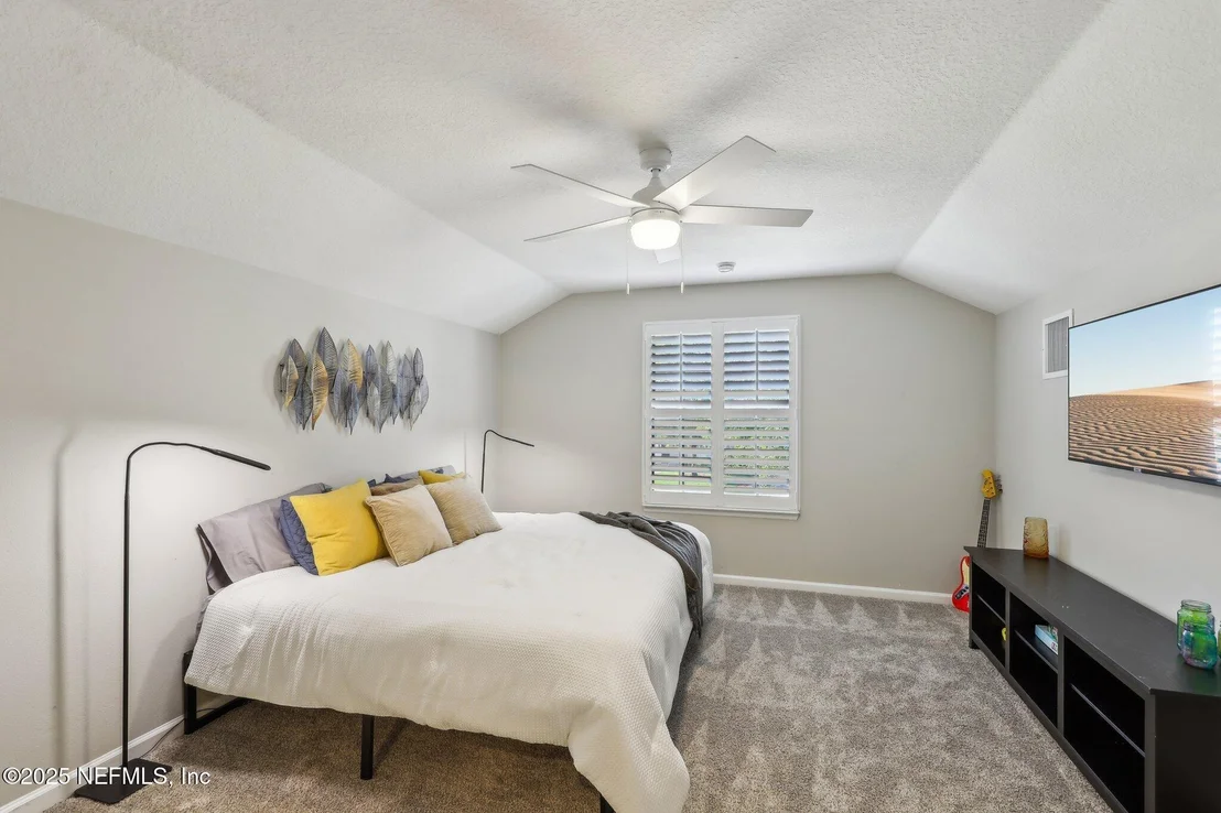 Photo of 191 CORNWALL Drive