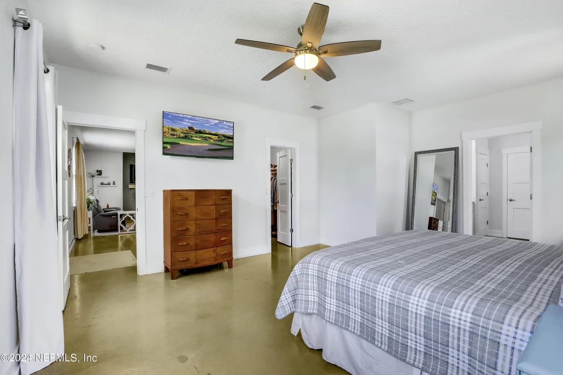 Photo of 540685 LEM TURNER Road