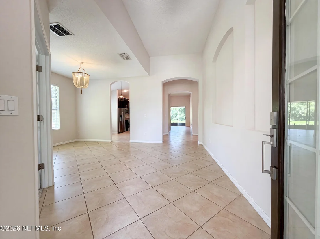 Photo of 790 BATTERSEA Drive