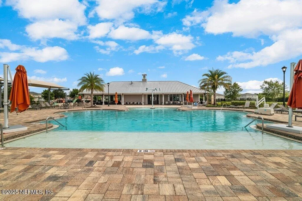 Photo of 1903 AMBERLY Drive