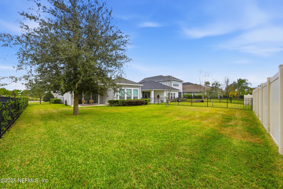 Photo of 22 MOSAIC PARK Avenue