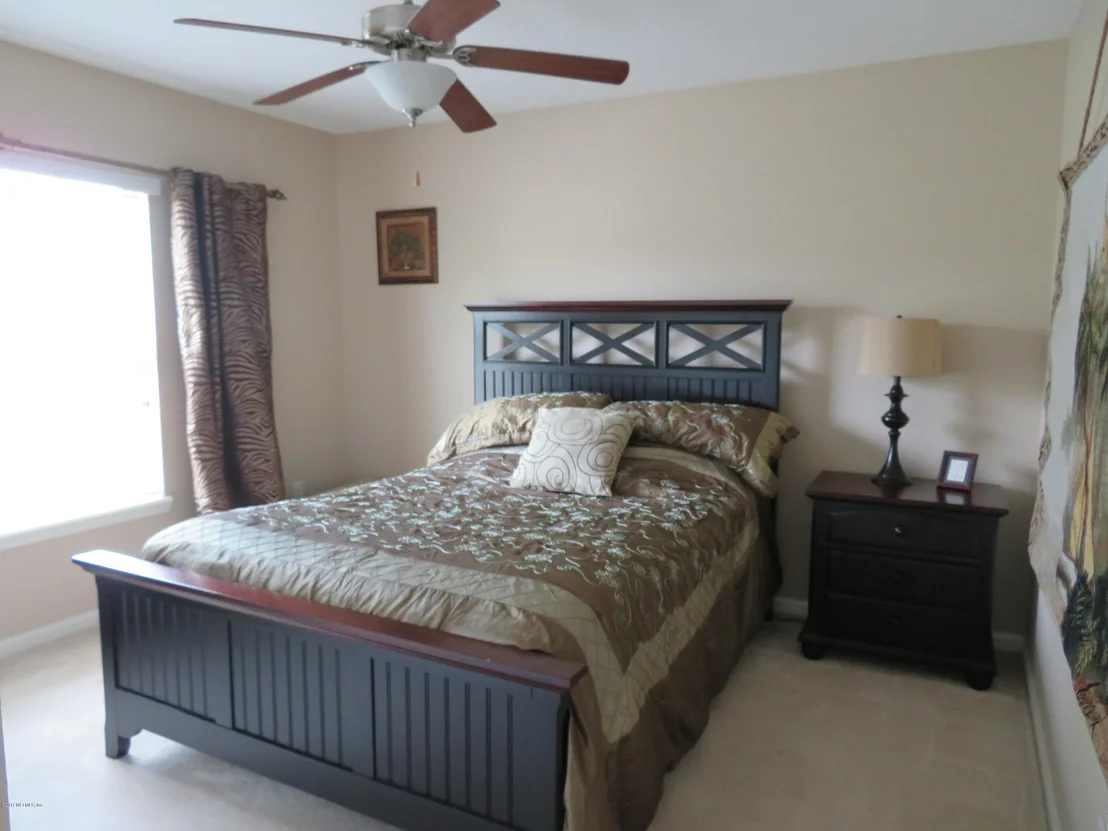 Photo of 137 CRESTHAVEN Place