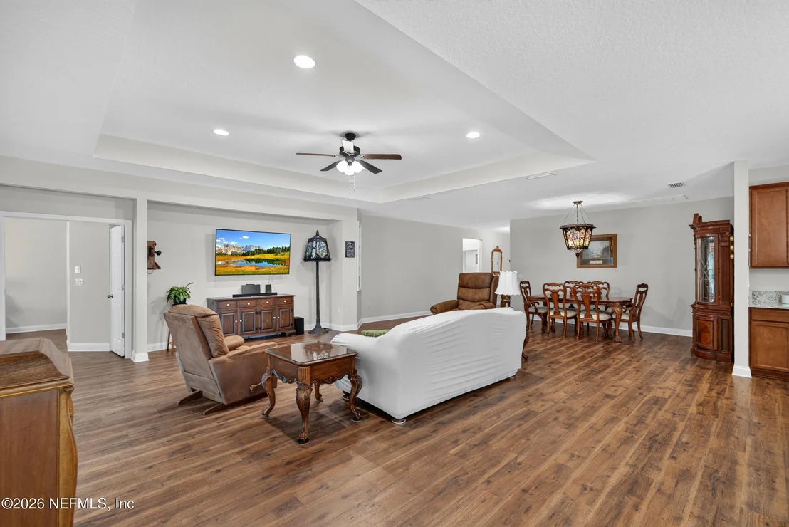 Photo of 620 IVORY PALM Road