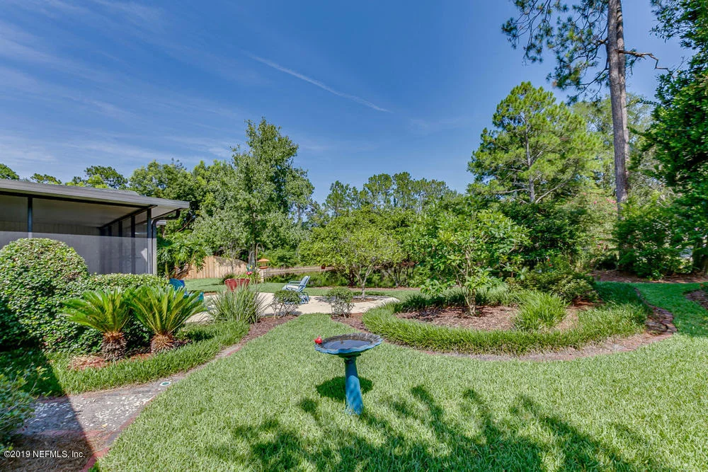 Photo of 12349 LEAFY TREE Lane