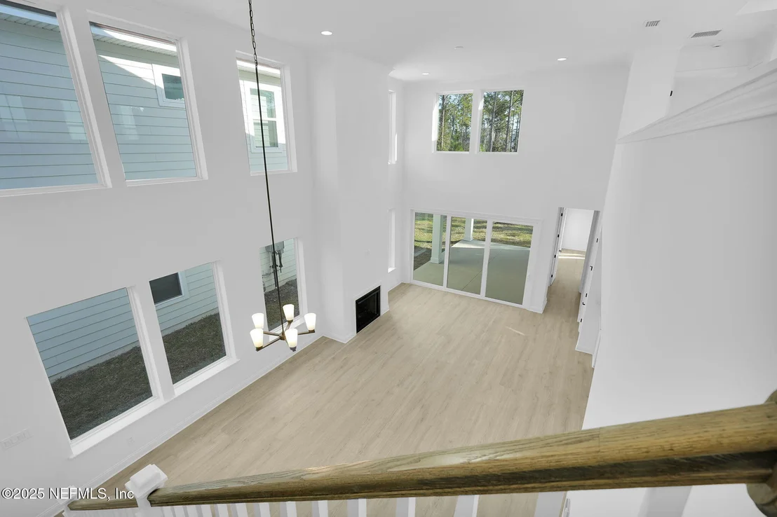 Photo of 299 REFLECTIONS Avenue