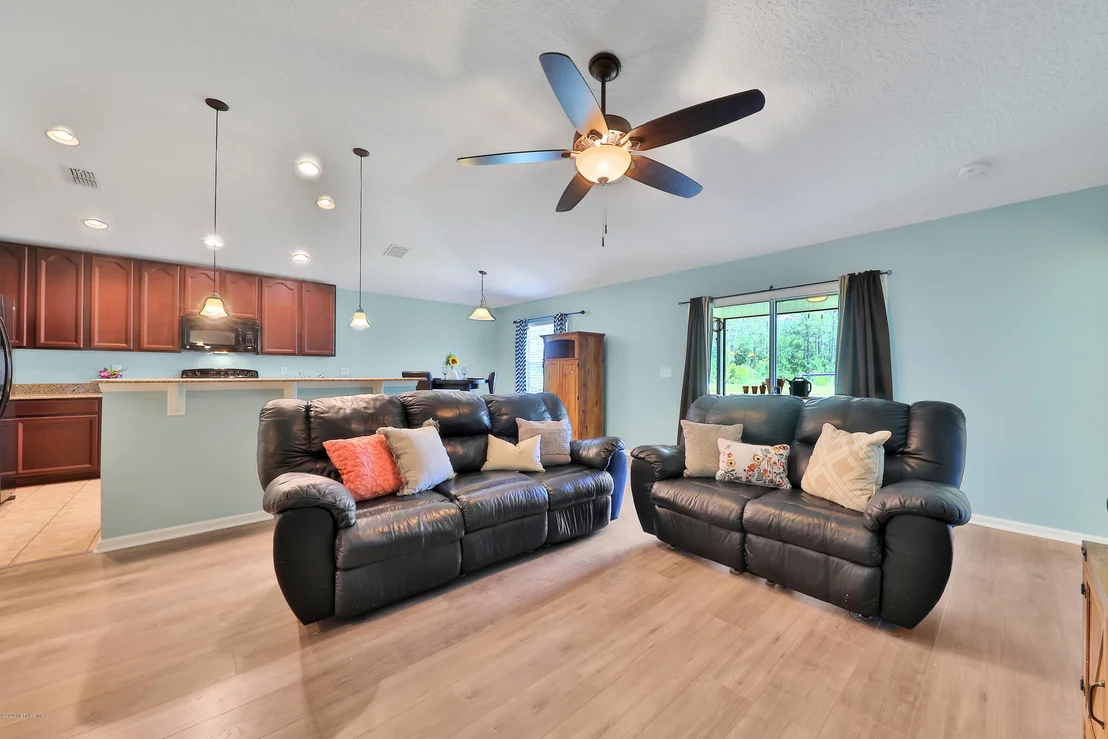 Photo of 4667 PINE LAKE Drive