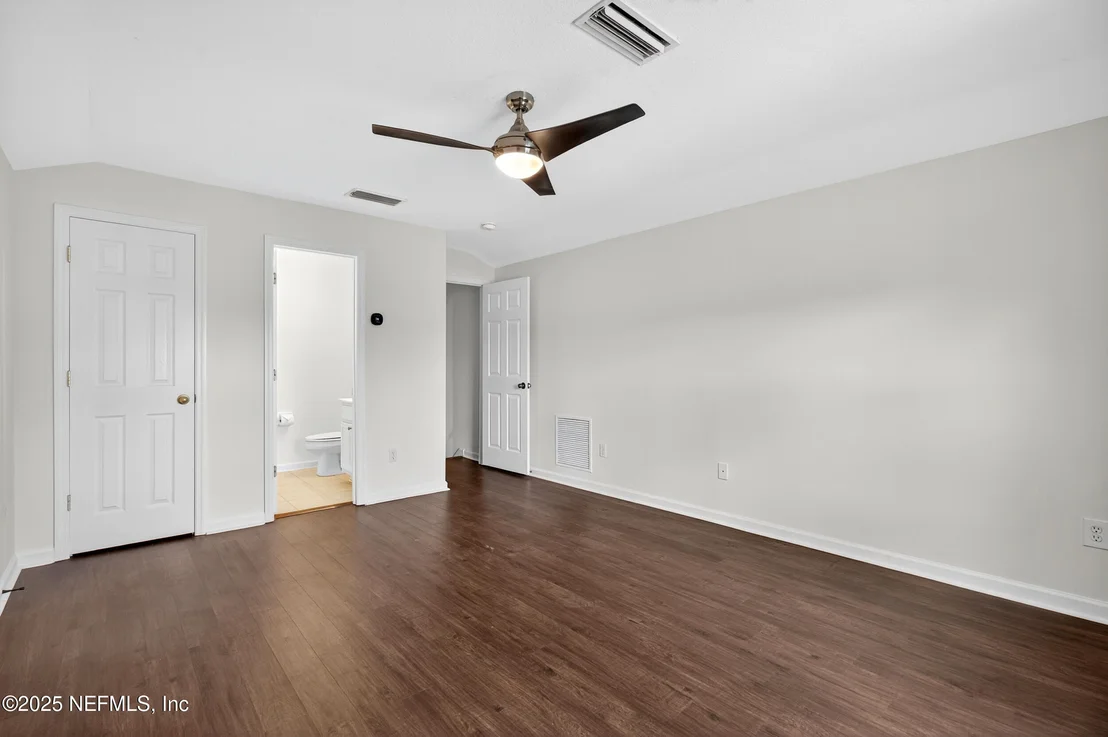 Photo of 1012 BECKINGHAM Drive
