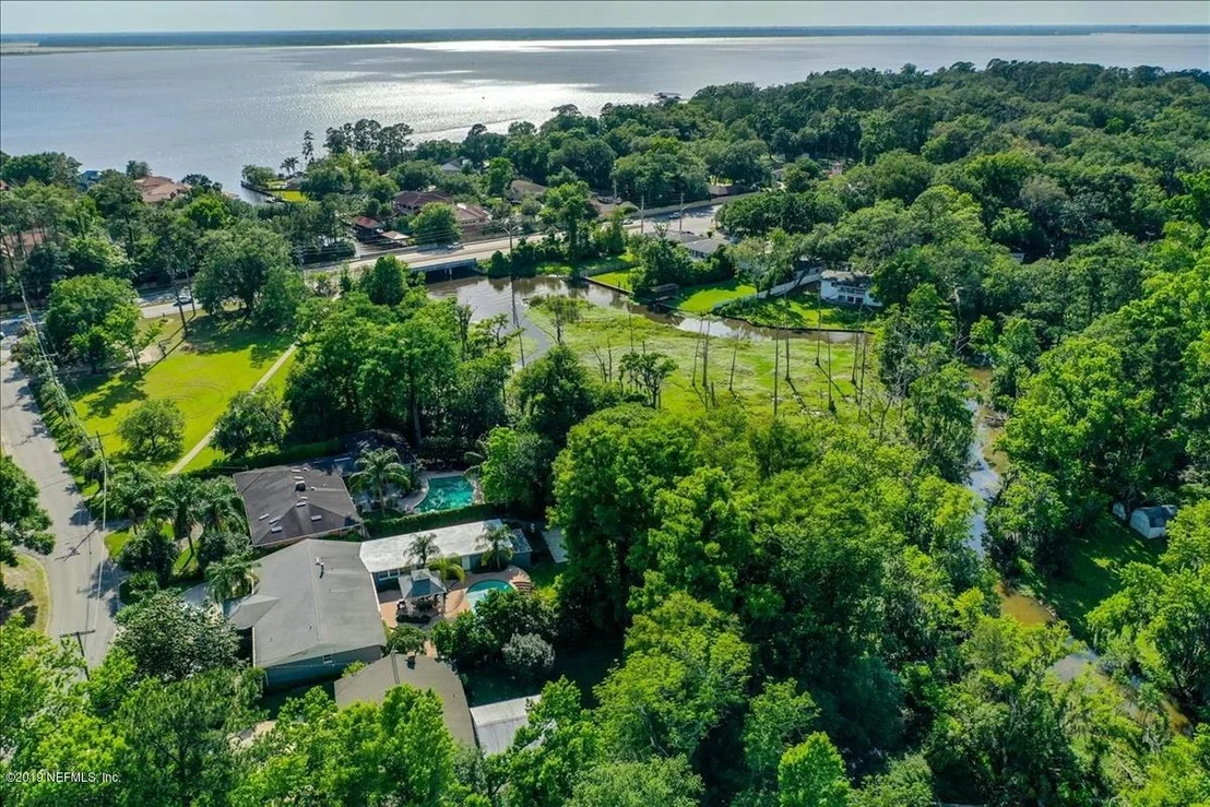 Photo of 2127 LA VACA Road