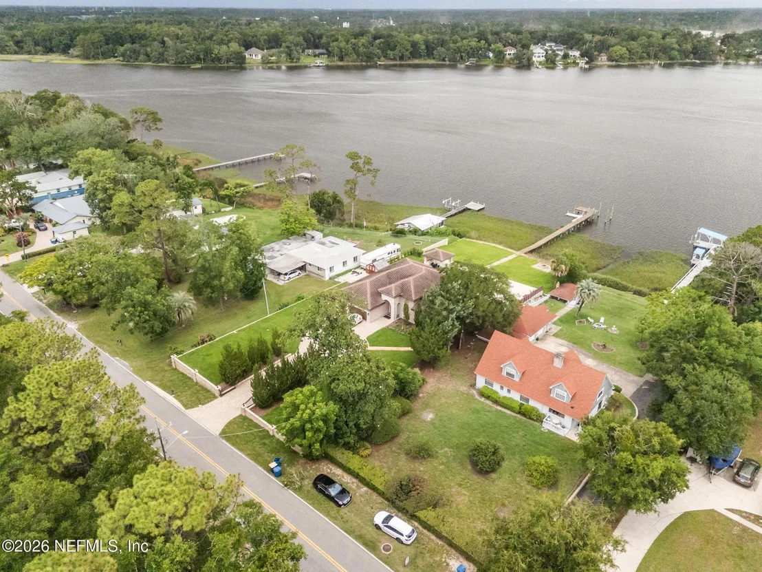 Photo of 1375 CEDAR BAY Road
