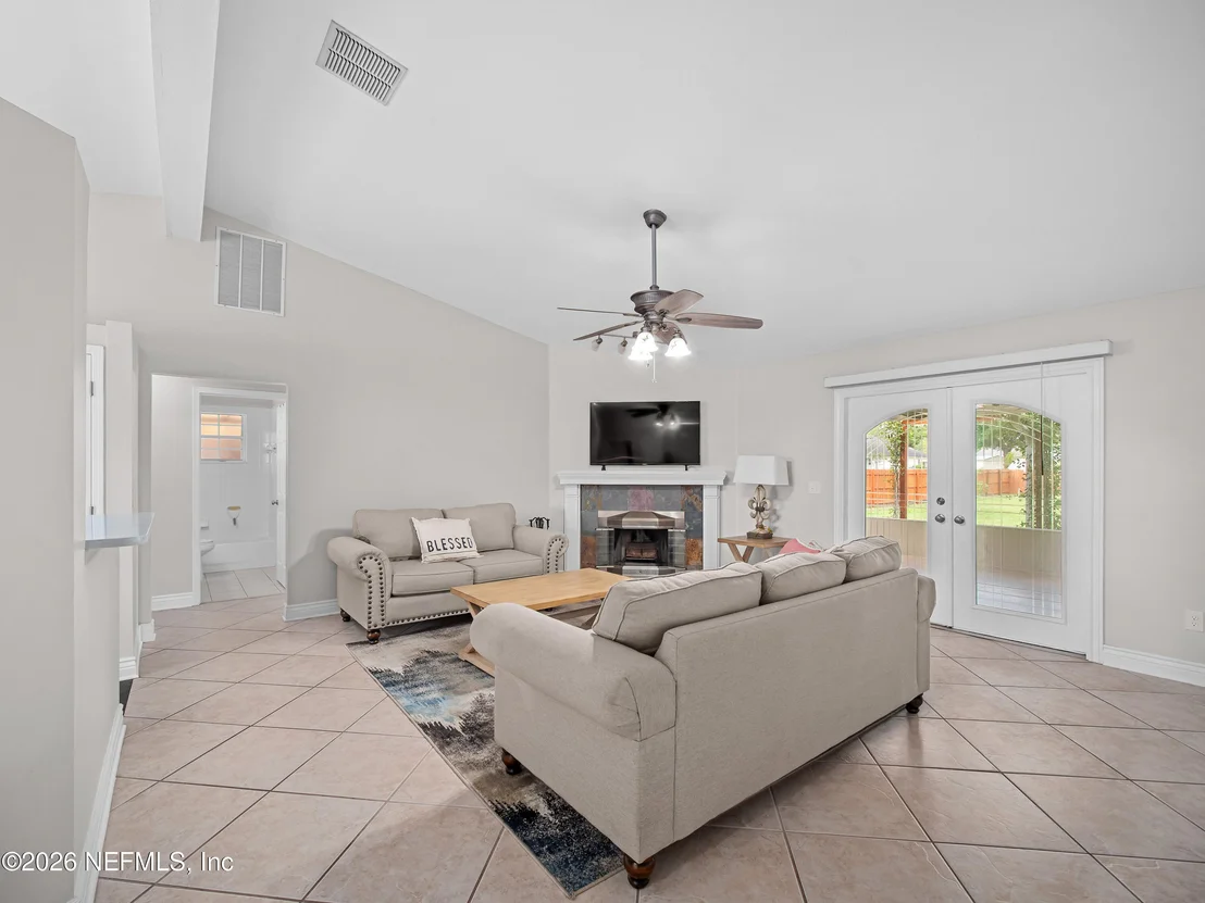 Photo of 1202 DORWINION Drive