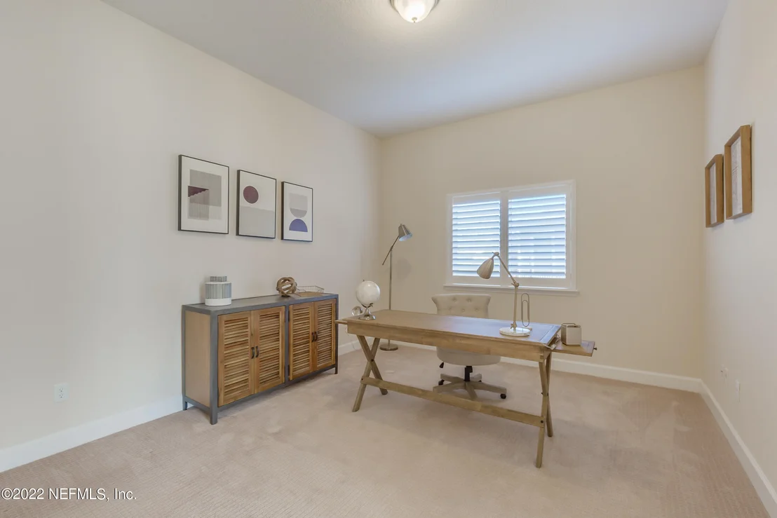 Photo of 276 MANOR Lane